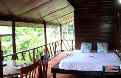 Bang Po Hotel | Bang Po Village