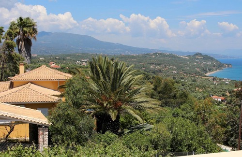 Pylos-Nestoras House | Beautiful holiday house in the country with terrace | Messenia, Peloponnese