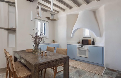 Tinos Town Apartment | Blue 1 by Morfes Luxury Apartments