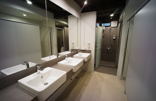 Silom Hotel | Brb Hostel Bangkok Silom