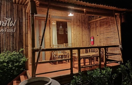 Surin House | Bungalow ∙ 1 bedroom ∙ 1 guest