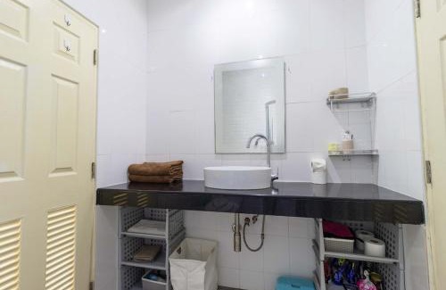 Ban Saiyuan Apartment | C230 Chill 1BR Sea View, Near Beach & Muay Thai