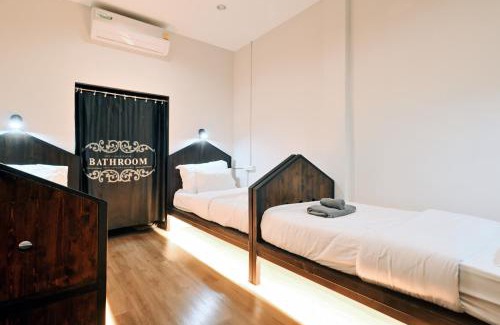 Ratchathewi Hostel | Castle Black Bangkok
