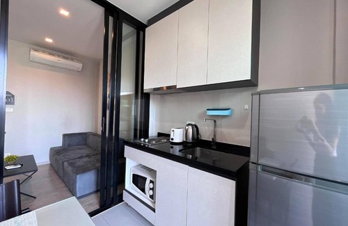 Pattaya Bay Apartment | Central Pattaya Condo High Floor With A View