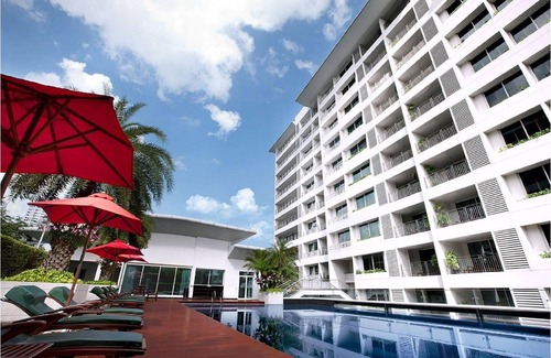 Wattana Hotel | Centre Point Sukhumvit Thong-Lo
