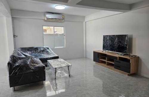 San Sai Bed & Breakfast | CG BNBHOTEL