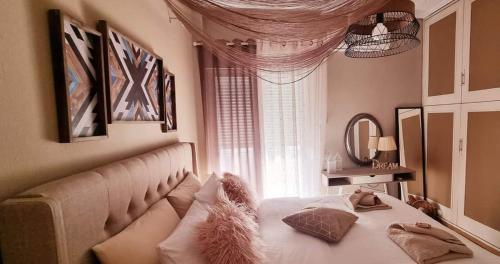 Volos City Centre Apartment | Charming Volos House 1
