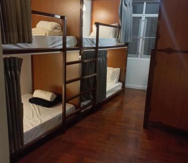Talat Yot Hostel | Delight Hostel at Khao San