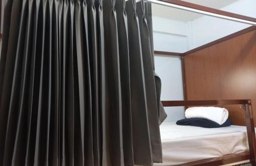 Talat Yot Hostel | Delight Hostel at Khao San