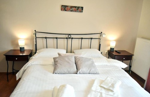 Trikala Apartment | Elegant Apartment "Δίπλα Στον Μύλο Των Ξωτικών"