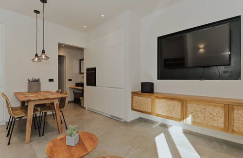 Aktio-Vonitsa Apartment | Elsa Modern Apartments. One bed Ground level Apt 2.