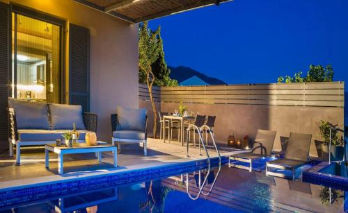 Frourion Villa | Exquisite Kefalonia Villa Villa Arystar 1 Bedroom Seafornt Spectacular Sea Views Private Outdoor Infinity Pool Assos