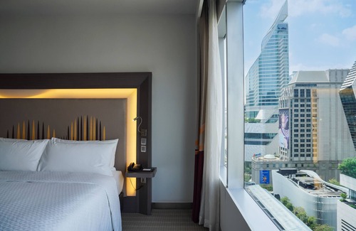 Ploenchit Hotel | Four Points by Sheraton Bangkok Ploenchit, Sukhumvit