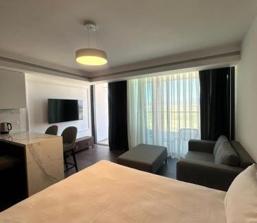 Trikomo Apartment | Grand Sapphire Luxury Residence- Sea View