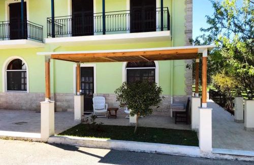 Sfakera Apartment | Green House!