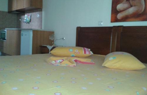Loutraki Apartment | Guesthouse Adonis