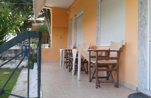 Loutraki Apartment | Guesthouse Adonis