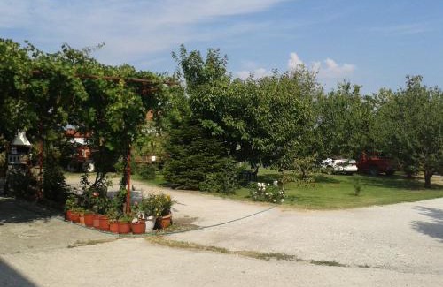 Loutraki Apartment | Guesthouse Adonis
