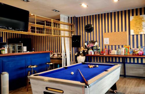 Hua Lamphong Hostel | Happy Station Bangkok