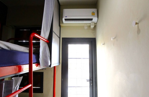 San Chao Pho Suea Hostel | Here We Go Bangkok