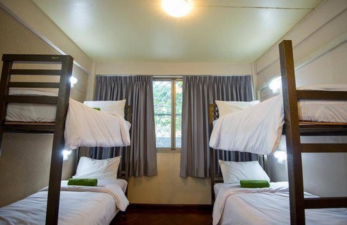 Ratchathewi Hostel | Hostel ∙ 8 guests