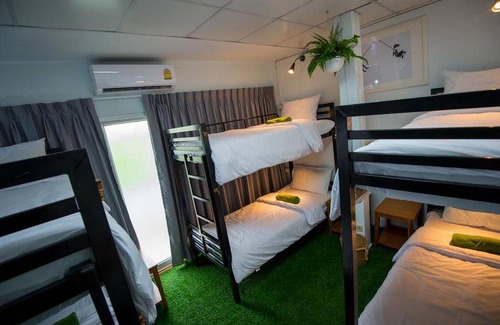 Ratchathewi Hostel | Hostel ∙ 8 guests