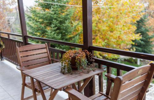 Kalivia House | hostel lake plastira