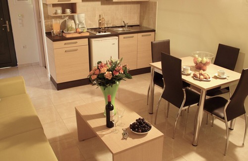 Alexandros Apartment | Hotel Eleana