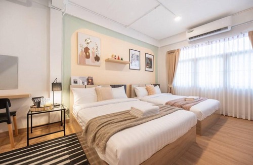 Chan Kasem House | House ∙ 3 bedrooms ∙ 8 guests