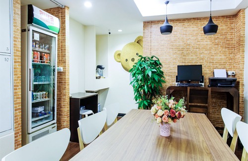 Bang Rak Hotel | I-Sleep Silom Hostel