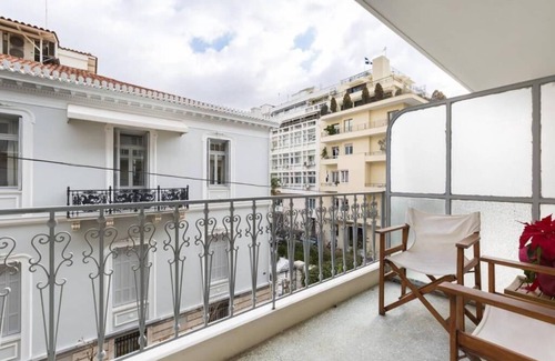 Kolonaki Apartment | Irodotou Grand Apartment