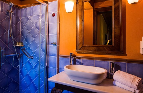 Veroia Hotel | Kokkino Spiti Boutique Hotel