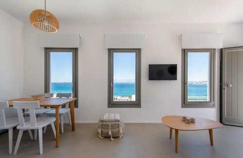 Naousa Bed & Breakfast | Kymo Luxury Suites Paros