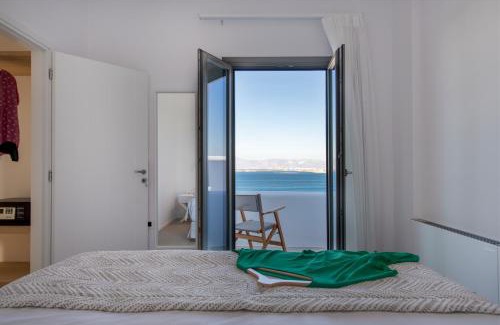 Naousa Bed & Breakfast | Kymo Luxury Suites Paros