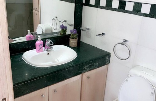 Larnaca City Centre Apartment | Larnaca Seaview Rooms - 3bdr Apt