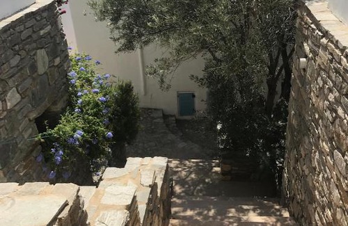 Lefkes House | Lefkes Village House