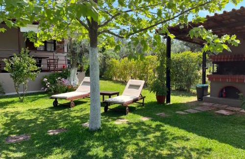 Chalcis House | Les Olives Woodhouse