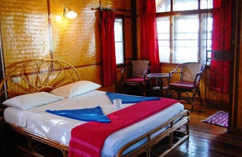 Mae Nam Resort | Lolita Bungalow