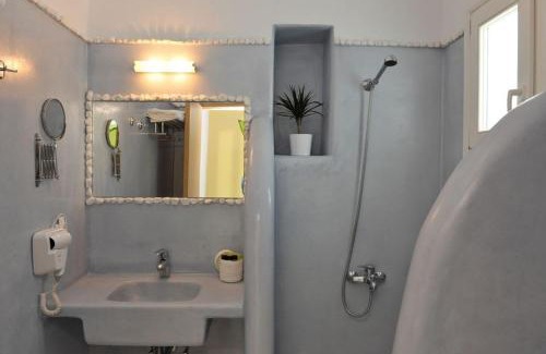 Naousa Villa | Luxury Paros Villa 1 Bedroom Villa Divine Sea Wonderful Sea Views & Great For Young Couples Naousa