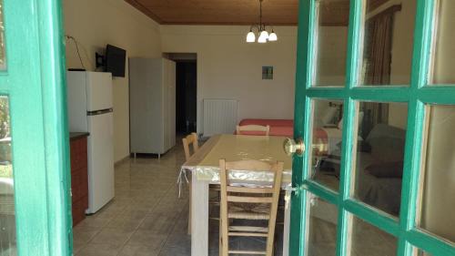 Figaleia Apartment | Manto House - Alexandra Apartment