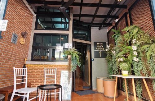 Bang Kho Laem Hostel | MEEMAW'S House Hostel