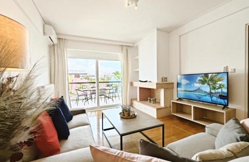 Amarousion Apartment | Menelaou by Verde Apartments