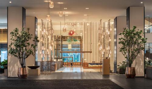 Khlong Ton Sai Hotel | Millennium Hilton Bangkok