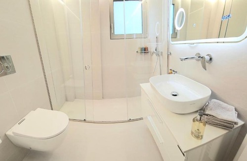 Marousi Apartment | Modern Luxury Apartment