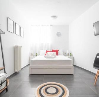 Heraklion Apartment | Modern Studio near Downtown