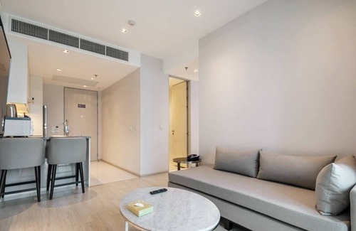 Sukhumvit Apartment | Modern Family Suite near BTS Thonglor 家庭现代风格房近通罗站 U5