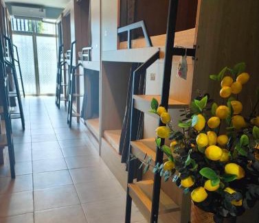 Makkasan Hostel | MoMoYa House