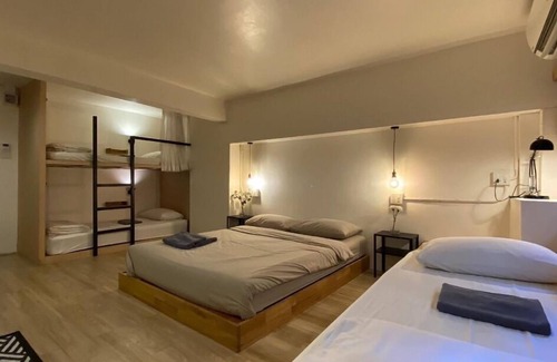 Thanon Phetchaburi Hostel | Monomer Hostel Bangkok