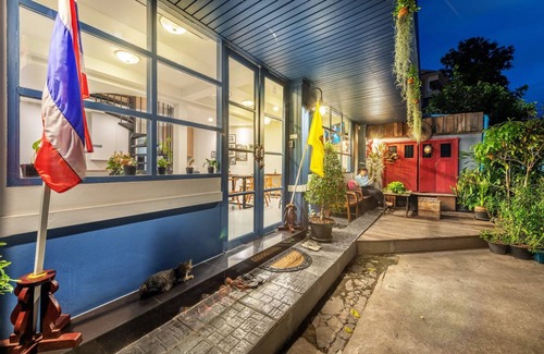 Khlong Maha Nak House | Motel ∙ 8 guests