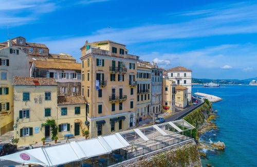 Old Town House | Mouragia House